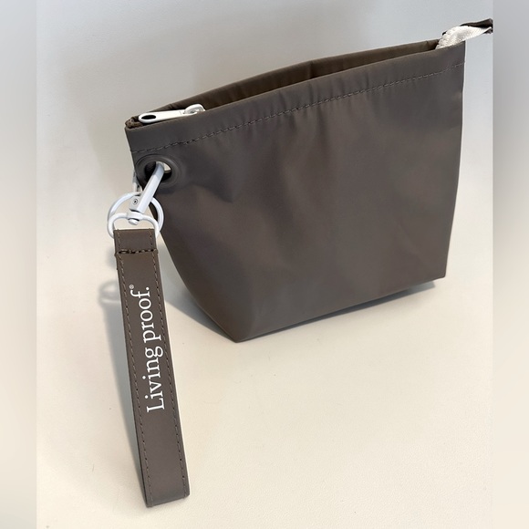 Living Proof Travel Toiletries Makeup Cosmetics Bag - Picture 10 of 11